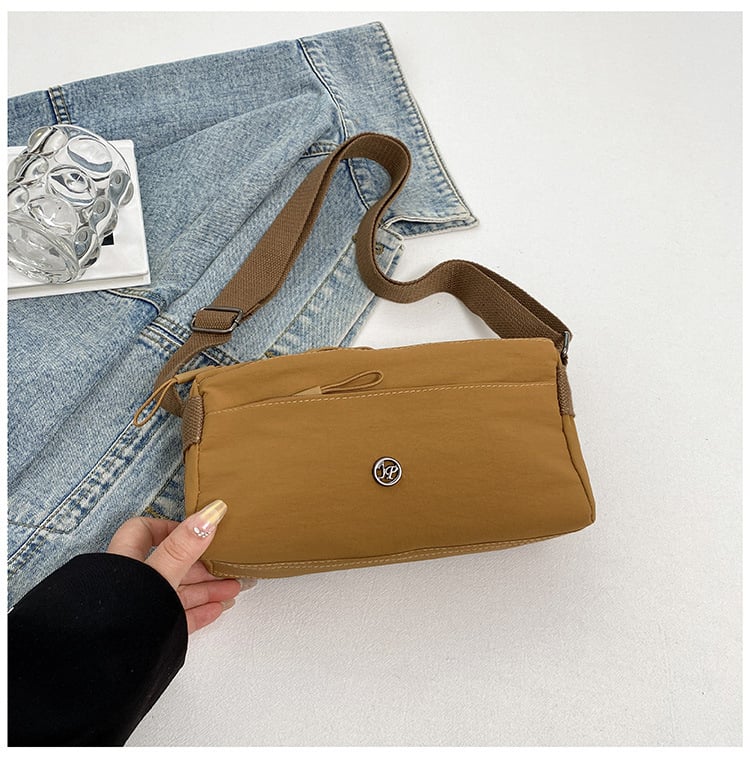 Ženska torbica velike kapacitete, dojam luksuza, remen ili crossbody, lagana, kompaktna kvadratna torba za svakodnevnu upotrebu