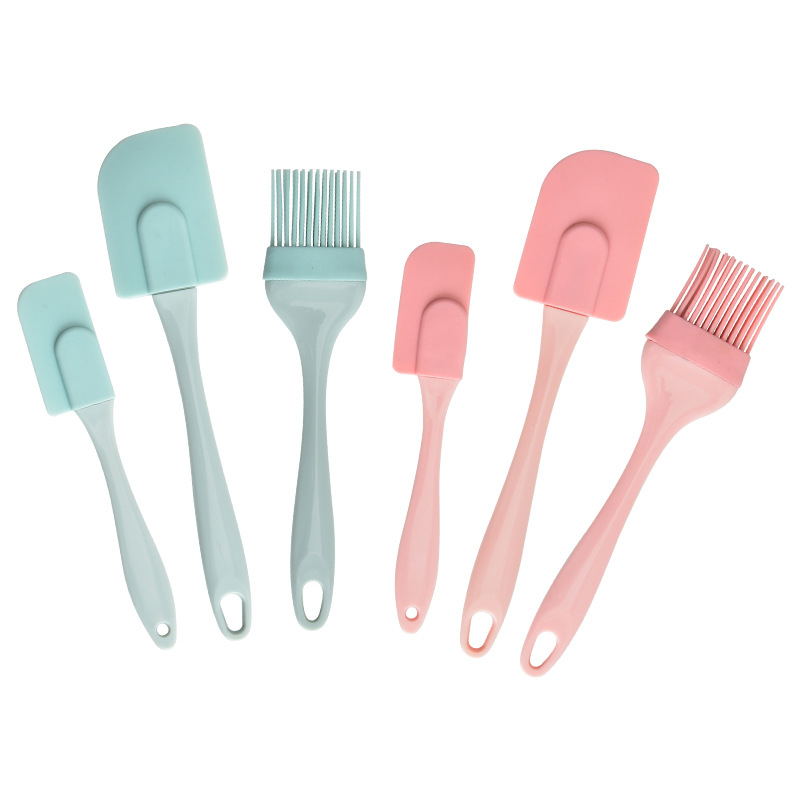 Set din trei unelte din silicon pentru coacere: spatulă pentru cremă, pensulă din silicon pentru ulei și spatulă de bucătărie