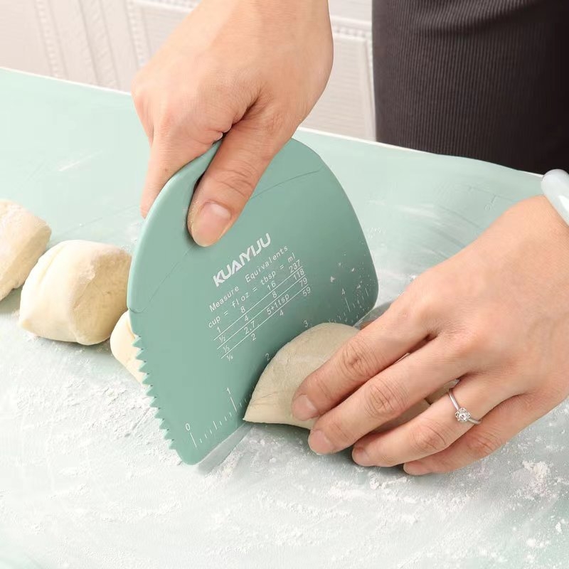 Spatulă de silicon antiaderentă pentru coacere, spatulă pentru aluat și cremă, cu scară dințată