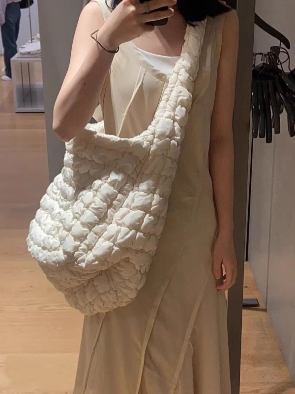 COS Cloud torba za jesen-zimu 2025, velik kapacitet, Dumpling stil, crossbody i tote torba