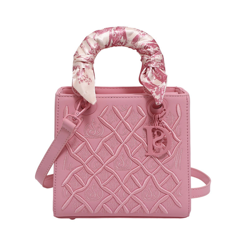 Ručna torba s trakastom šalom i vezenjem, mala kvadrata ženska torba u stilu Princeze Diane, mat završetak, zatvarač, unutarnja pretinica od poliestera, svakodnevna crossbody