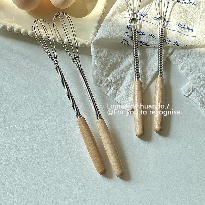Whisk de bucătărie creativ cu cap din oțel inoxidabil și mâner din lemn; bătător de ouă, mixer pentru smântână și unt, lingură de amestec pentru uz casnic
