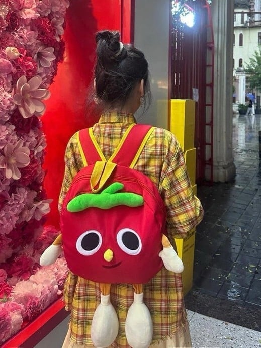 Platneni ranac Cartoon Tomato – sladak dizajn, velik kapacitet, kampus stil