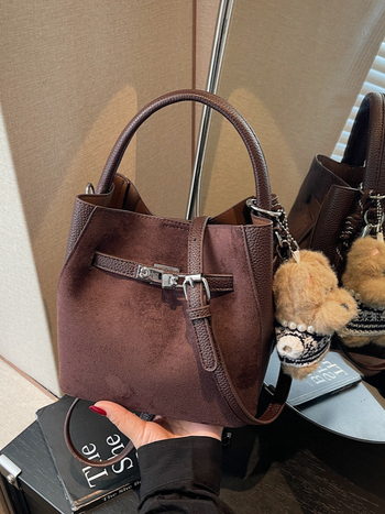 Ženska mala retro bucket torbica s crossbody dizajnom, moda 2025