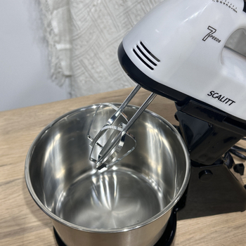 Mixer de mână electric, 7 viteze, pentru bătut ouă, frișcă și cofetărie, model SC-133KA