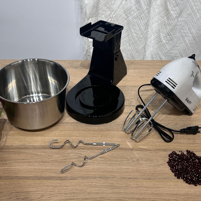 Mixer de mână electric, 7 viteze, pentru bătut ouă, frișcă și cofetărie, model SC-133KA