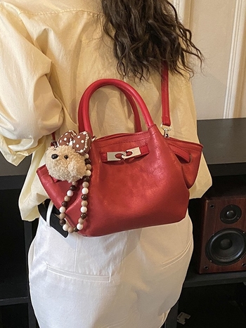 Ženska proljetna teksturirana torbica, mala košarasta PU torba, crossbody stil, novi model 2026