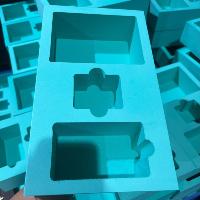 Căptușeală din spumă EVA personalizată și tavă interioară pentru cutie de ambalaj cu protecție la șocuri — design monobloc, gravură