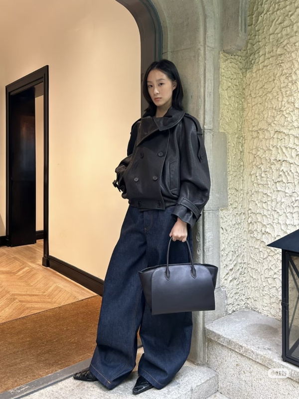 Ženska torba Wing Bag – velika zapremina, kožna torba za ručno nošenje i rameni remen, moderan stil 2026