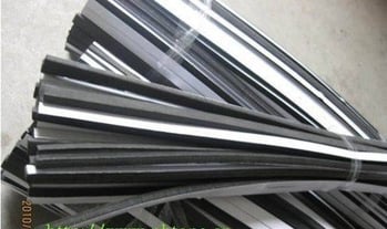 Bandă din burete EVA, o singură față, neagră, lungime 1 m, grosime 1–40 mm