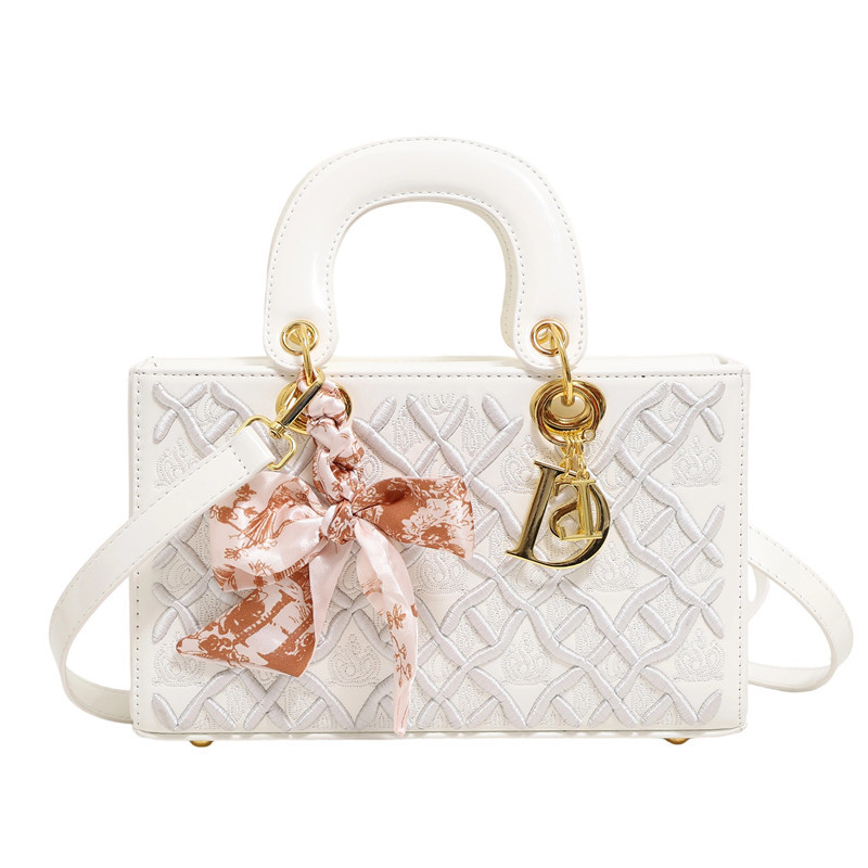 PU kožna torba s izšivkom i detaljem šala, stil Princeze Diane, srednja torba za rame i crossbody za žene