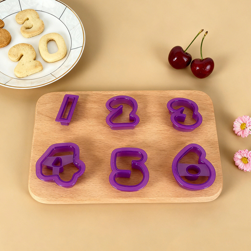 Set de forme pentru biscuiți cu simboluri, matriță din plastic pentru fondant și decorare prăjituri
