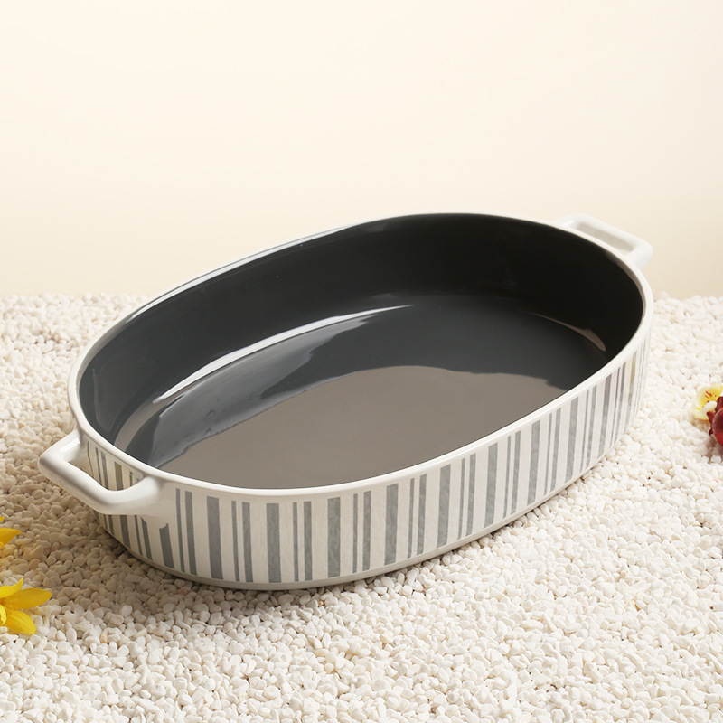 Tavă ceramică rotundă de copt cu două mânere, pentru prăjituri, paste cu brânză și orez la cuptor — stil nordic