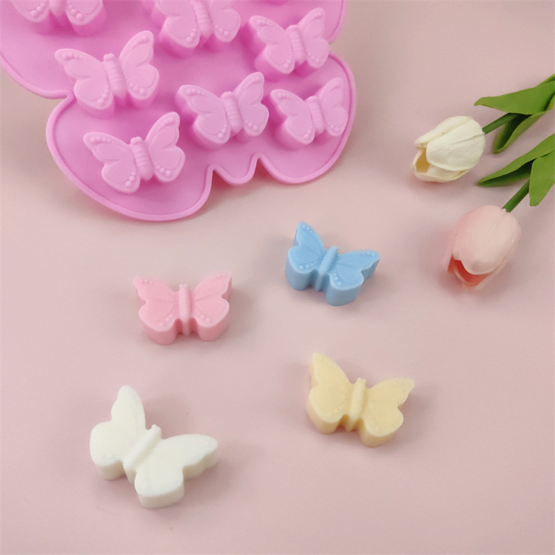 Set de 8 forme din silicon pentru prăjituri, în formă de fluture – pentru ciocolată și mousse – DIY coacere