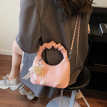 Torba u korejskom stilu s dizajnom oblaka za žene, 2026 novi model, kompaktna crossbody torba s lancem