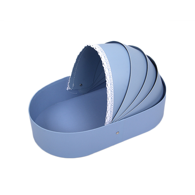 Cutie creativă cu flori pentru pătuțul bebelușului, buchet de săpun – cutie cadou elegantă