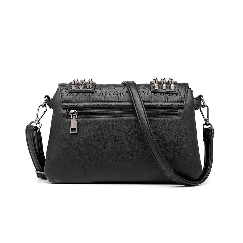 ANNMUU Ženska crossbody torba s rivetima i crnim lubanjama, PU, mala kvadratna torbica, reljefna površina, gradski stil