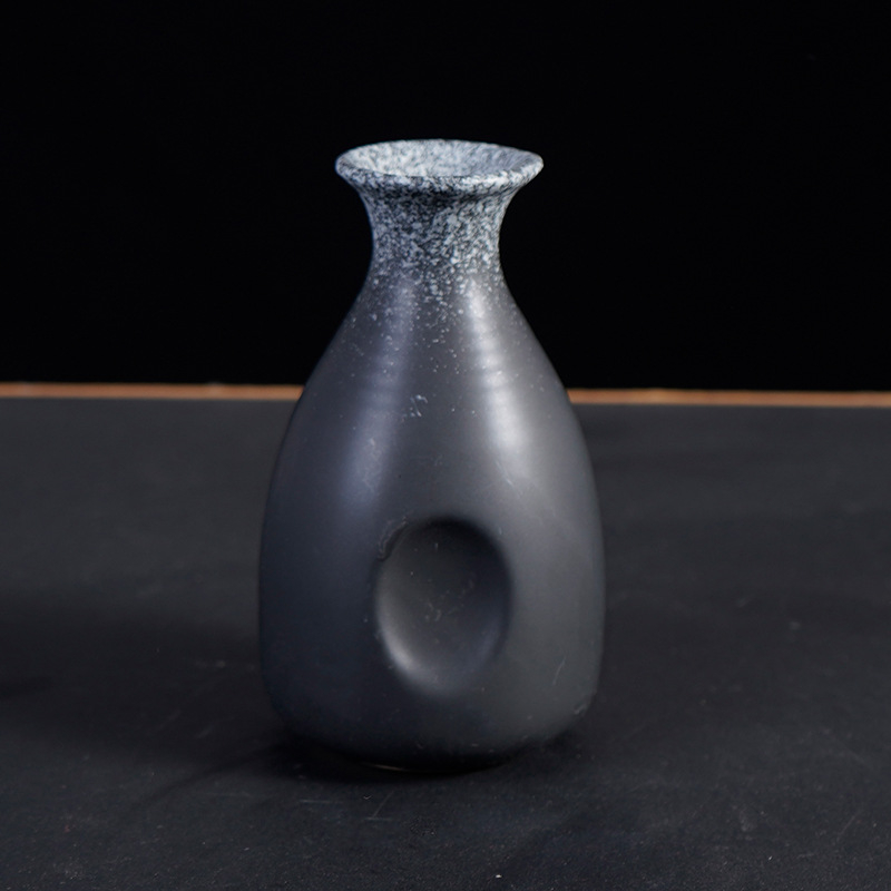 Japán stílusú porcelán saké készlet kancsóval és poharakkal, otthoni használatra, adagolóval