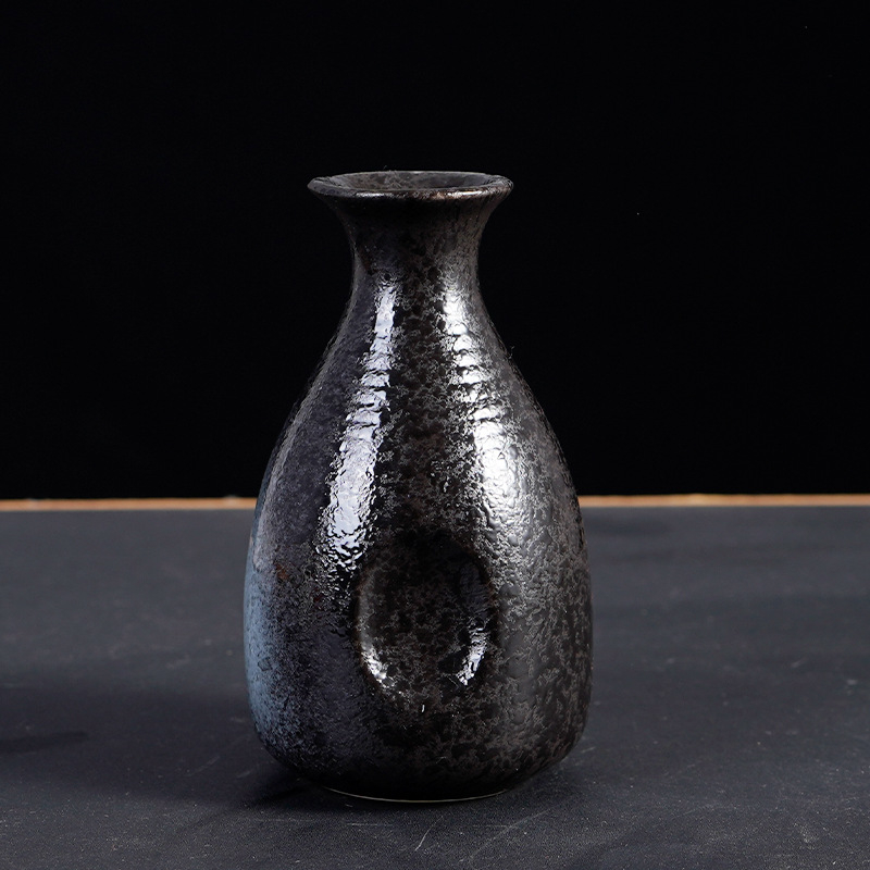 Japán stílusú porcelán saké készlet kancsóval és poharakkal, otthoni használatra, adagolóval