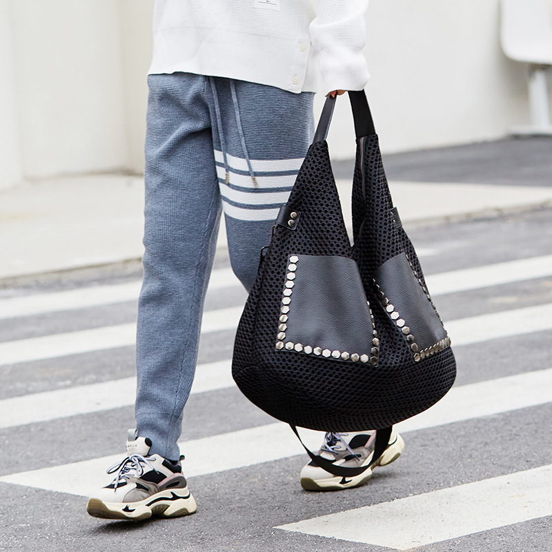 Retro mrežasta torba za rame, s velikim kapacitetom, punk stil s rivetima