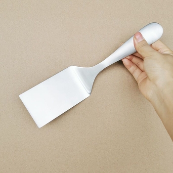 Spatula de gătit din oțel inoxidabil – multiutility pentru prăjire, plat, friptură, clătite, tiramisu și Teppanyaki