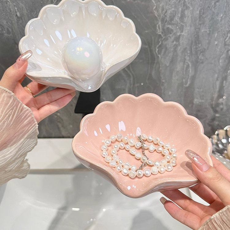 Săpunieră ceramică în formă de scoică, fără găuri, accesoriu de baie premium cu drenaj automat
