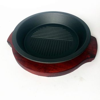 Tigaie rotundă din fontă pentru plita cu inducție, bază din lemn, diametru 23–24 cm, 2,5 kg, antiaderent, ușor de curățat, multifuncțional pentru grătar și gătit