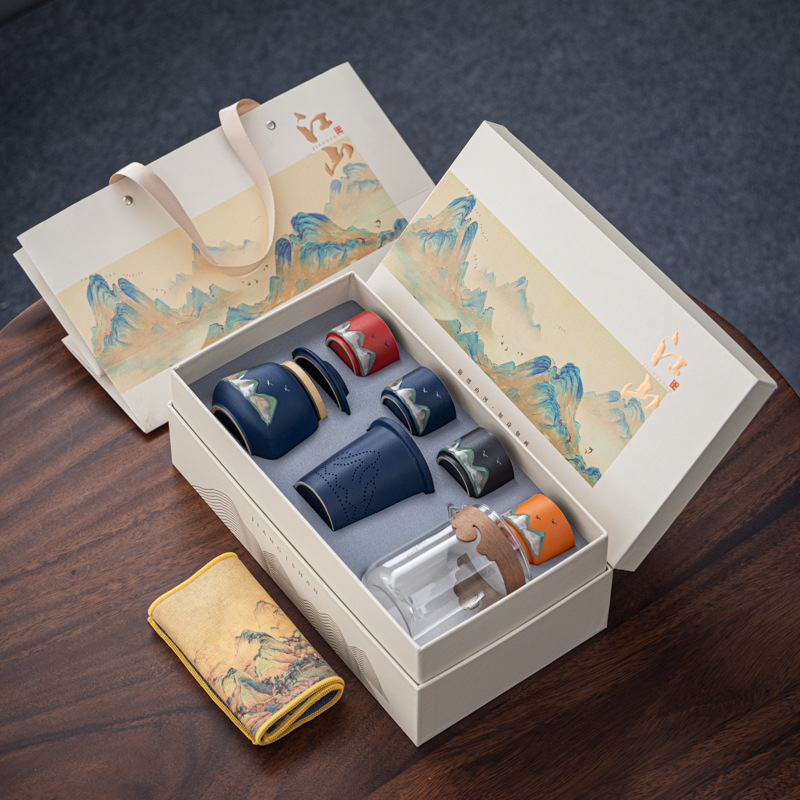 Set ceramic de ceai personalizabil într-o cutie cadou pentru cadouri corporative – design inspirat chinezește