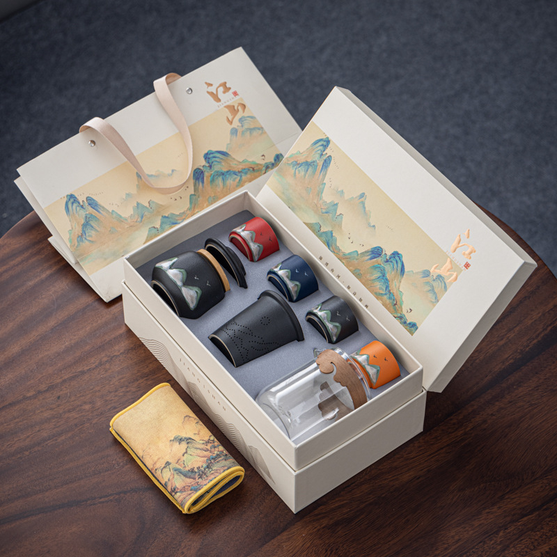 Set ceramic de ceai personalizabil într-o cutie cadou pentru cadouri corporative – design inspirat chinezește