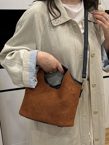 Mala velur torbica s dijamantnim šivanjem, crossbody, tote stil
