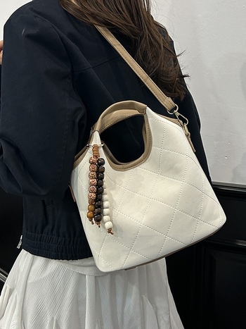 Mala velur torbica s dijamantnim šivanjem, crossbody, tote stil