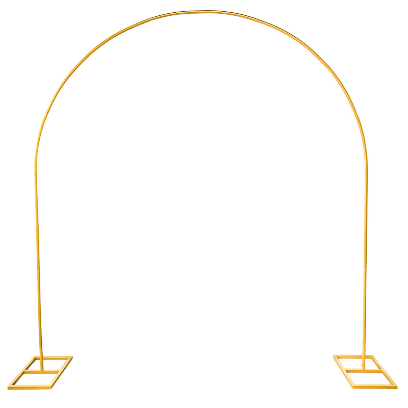 Arc metal auriu pentru nunți și petreceri, cu bază mare, 210 × 240 cm