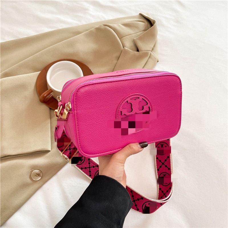 Ženska PU crossbody torba, jesen 2024 moda, svakodnevna kvadratna torba s izvezenim remenom