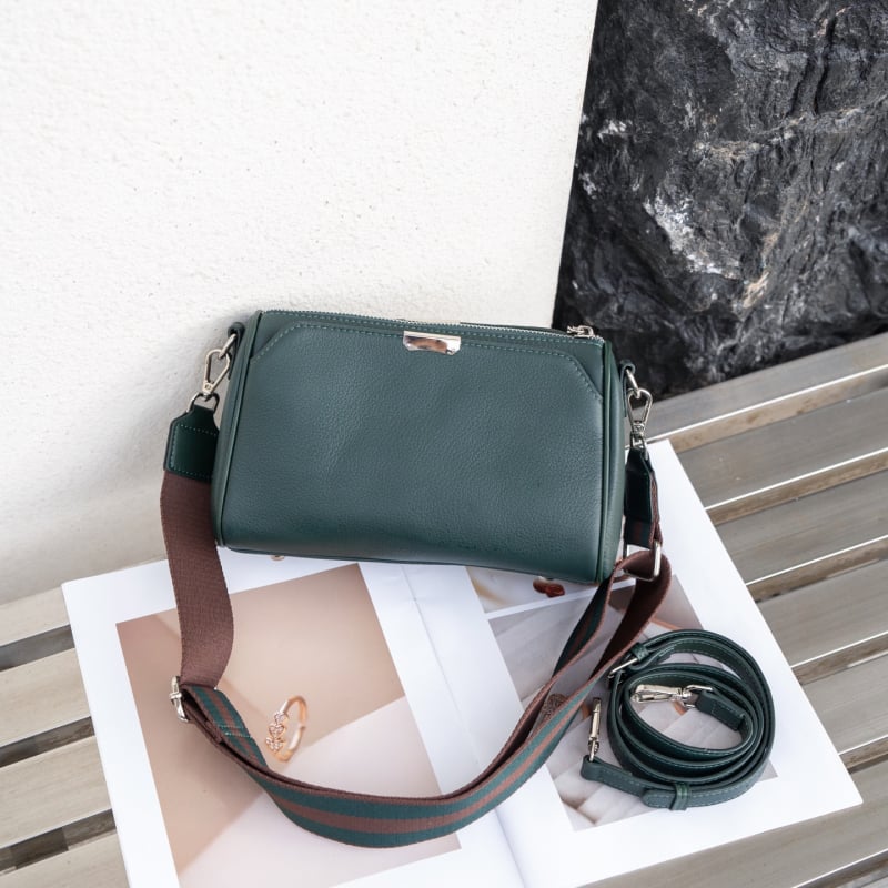Ženska torba od prave kože, mali kvadratni oblik, mekana koža, vrhunski modni dizajn, crossbody torba za rame, velika kapaciteta