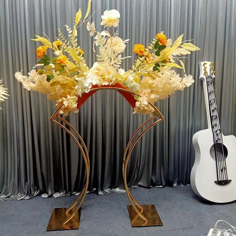 Suport floral din fier placat cu aur, în formă de evantai, pentru nuntă, arc decorativ