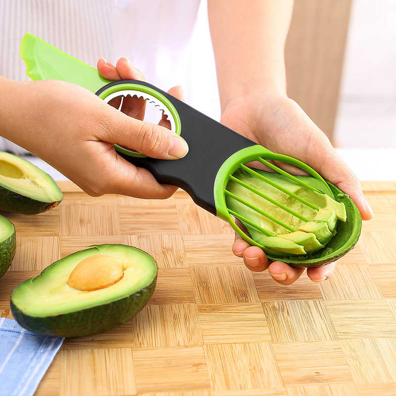 Tăietor de fructe 3 în 1 pentru kiwi și avocado – feliator, scoatere de sâmburi, cuțit
