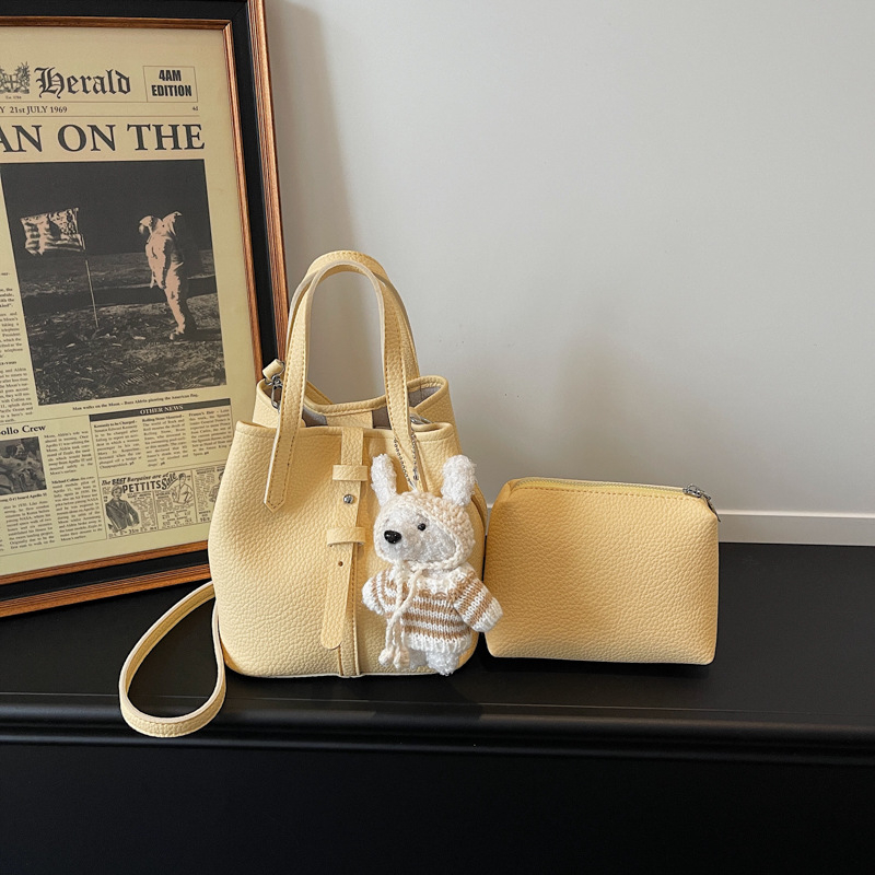 Ženska torbica u obliku košare, proljeće-ljeto 2026, modni bucket bag, svestrani crossbody