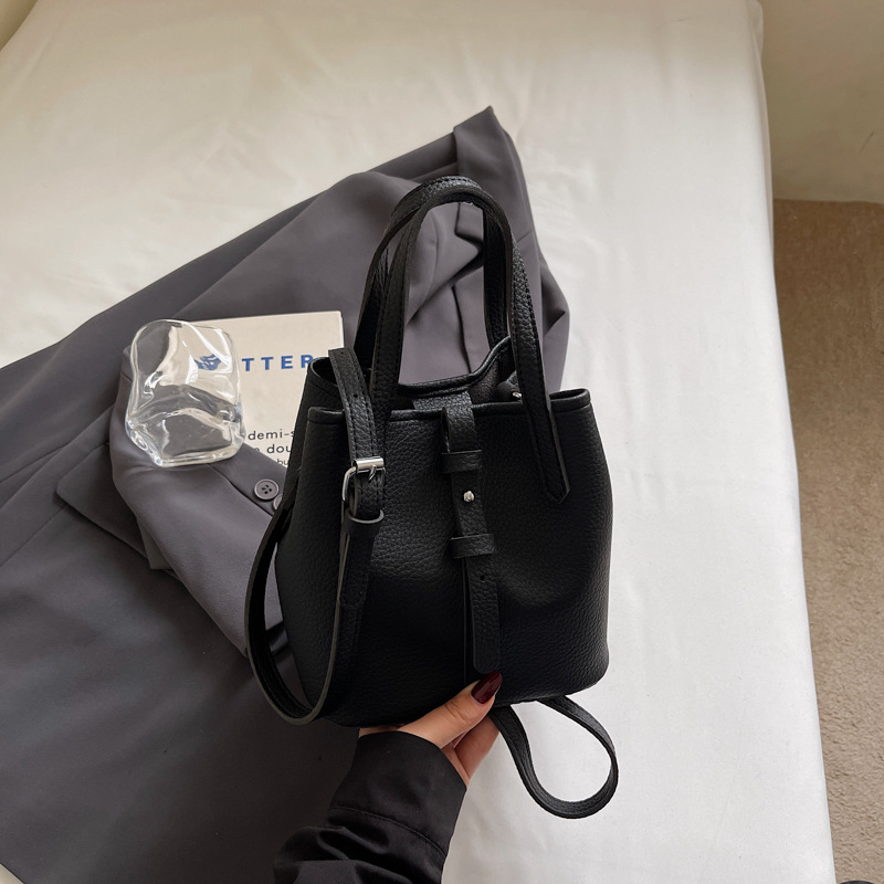 Ženska torbica u obliku košare, proljeće-ljeto 2026, modni bucket bag, svestrani crossbody