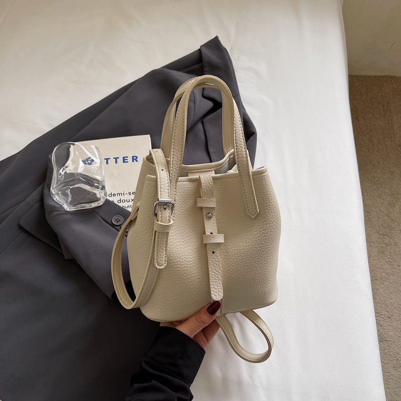 Ženska torbica u obliku košare, proljeće-ljeto 2026, modni bucket bag, svestrani crossbody