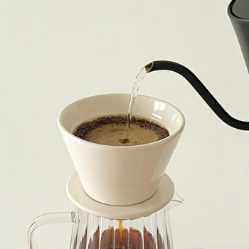 Filtru ceramic pentru cafea cu bază integrată pentru preparare manuală, 1–2 porții