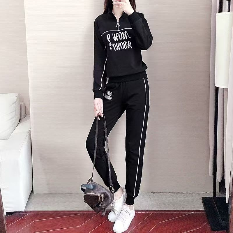 Plus-size ženski casual sportski komplet za jesen, udoban kroj, prugasti hoodie i hlaće, dvodjelni set