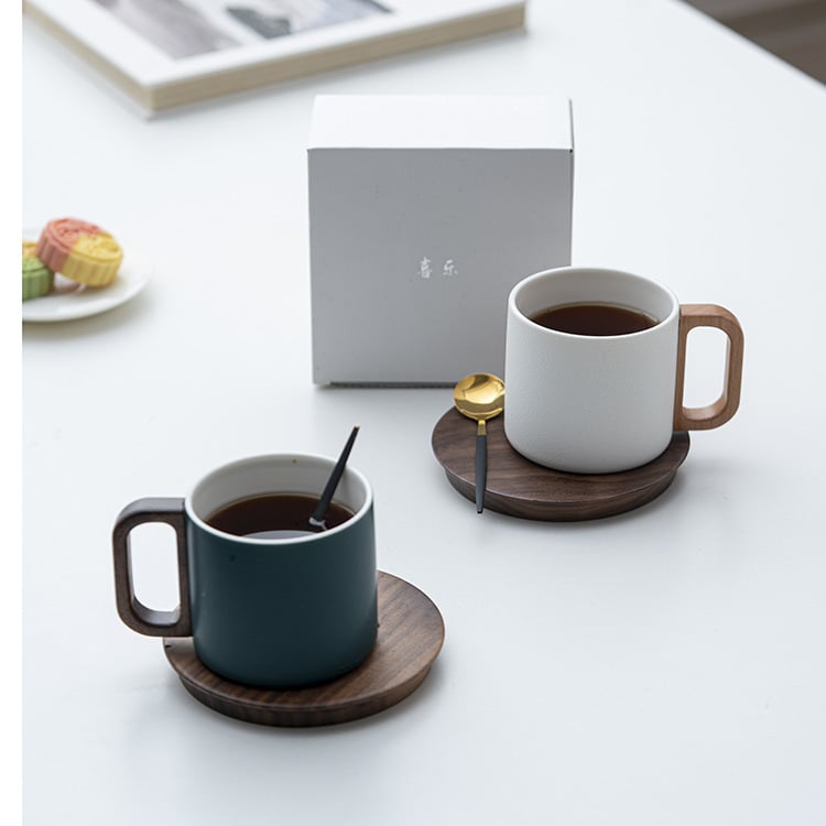 Set ceramic de cești și farfurioare pentru cafea – cești elegante pentru cupluri, cești latte