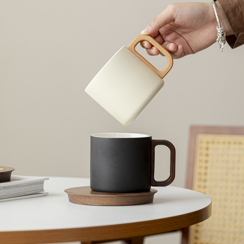 Set ceramic de cești și farfurioare pentru cafea – cești elegante pentru cupluri, cești latte