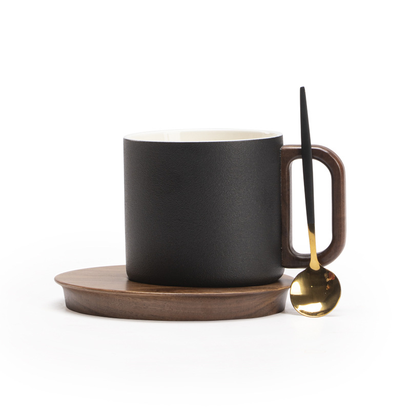 Set ceramic de cești și farfurioare pentru cafea – cești elegante pentru cupluri, cești latte