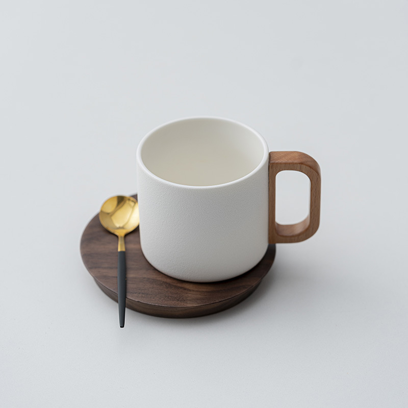 Set ceramic de cești și farfurioare pentru cafea – cești elegante pentru cupluri, cești latte