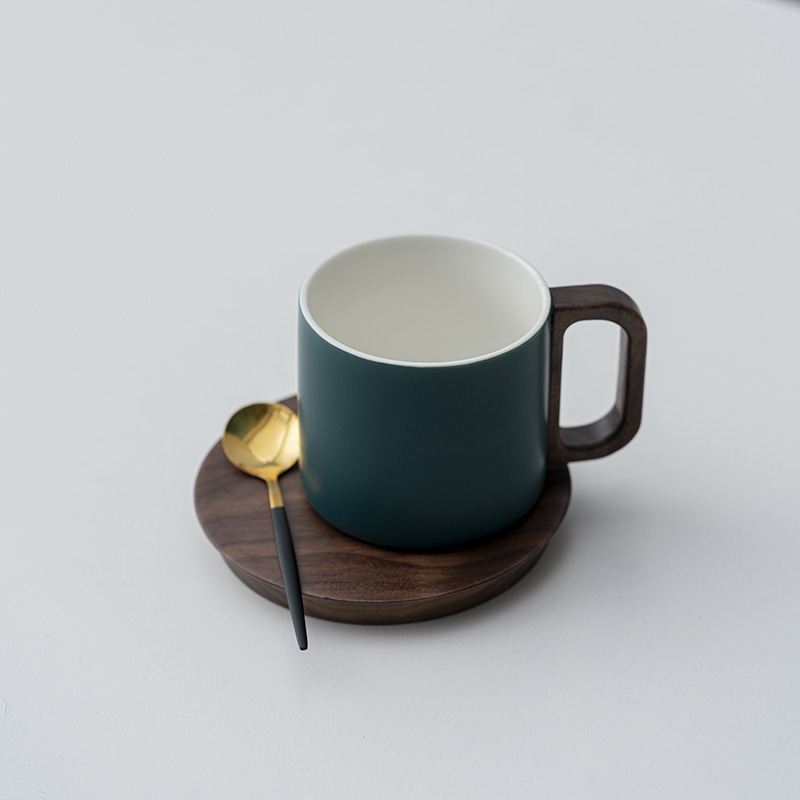 Set ceramic de cești și farfurioare pentru cafea – cești elegante pentru cupluri, cești latte