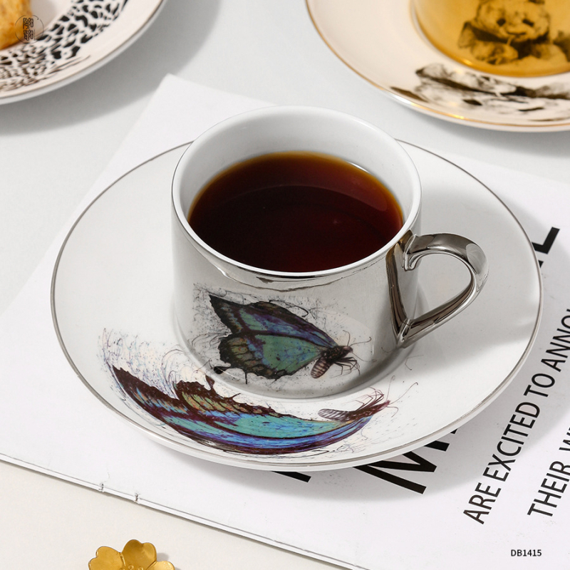 Set ceramic de cafea cu farfurioară, model creativ personalizabil, finisaj electroplatat, lux ușor, cadou