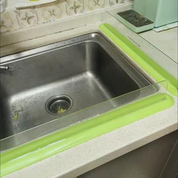 Barieră de apă transparentă din PET cu ventuze integrate, pentru blat de bucătărie și baie, protecție extinsă pentru chiuvetă