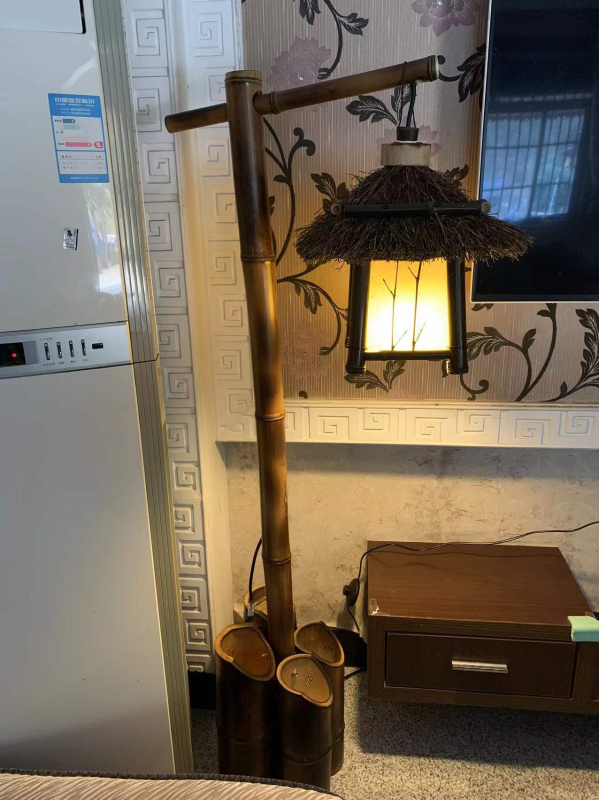 Lampă chineză antic mov din bambus, lampă din bambus realizată manual, decor pentru ceainărie veche, fermă și grădină, veioză de podea din bambus