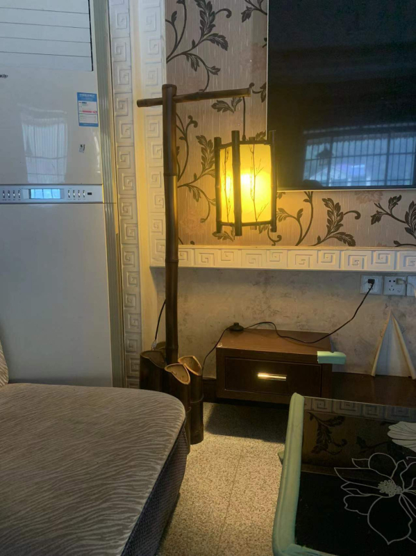 Lampă chineză antic mov din bambus, lampă din bambus realizată manual, decor pentru ceainărie veche, fermă și grădină, veioză de podea din bambus